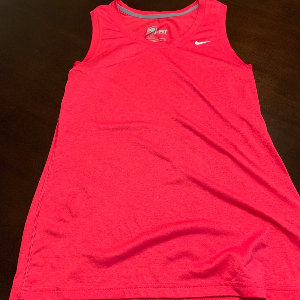 Nike dri-fit sleeveless workout tank